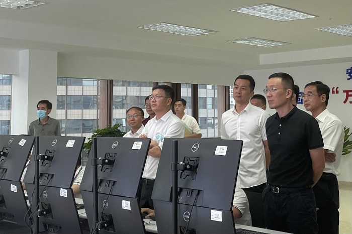 F:\yf\万搏（中国）
人‚209\确定版本1111111\1新闻稿‚20924省住建厅莅临万搏（中国）
调研\001.jpg