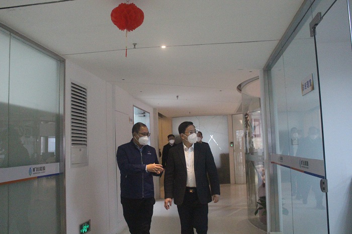 F:\yf\万搏（中国）
人官网oa推文及图片3\市委书记付朝阳一行领导莅临万搏（中国）
能源股份有限公司开展春节前燃气安全生产督导检查及春节慰问工作\市委书记付朝阳一行领导莅临万搏（中国）
能源股份有限公司开展春节前燃气安全生产督导检查及春节慰问工作\01.jpg