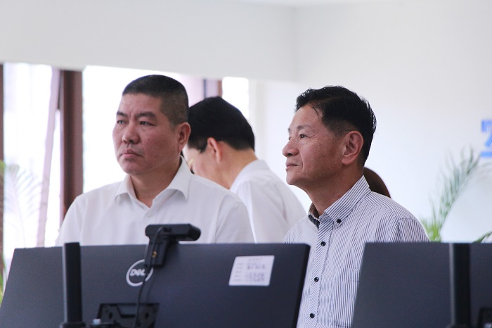 F:\yf\万搏（中国）
人.官网oa推文及图片4\2405\福建财政厅副厅长\选.jpg